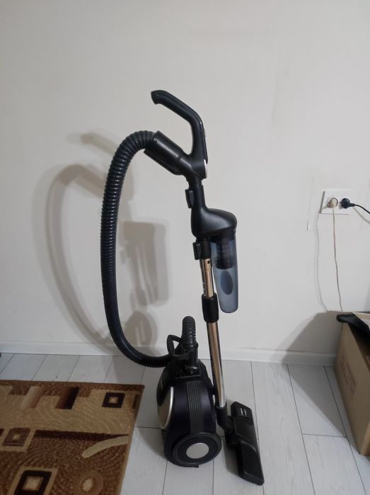 Продам пылесос дом