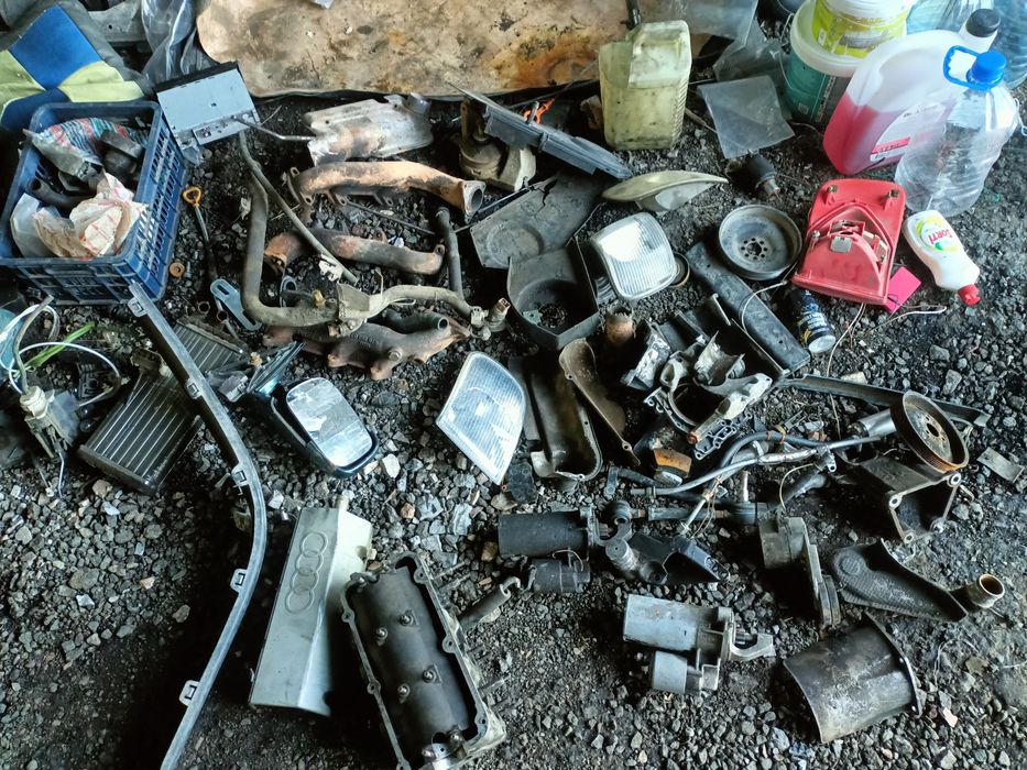 Запчасти на Ауди а6 100 с4