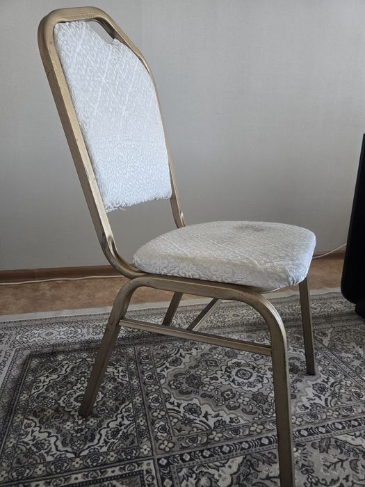 Продам 3 стула 15 тысяч