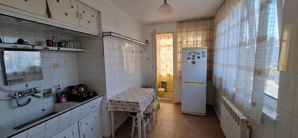 4-СТАЕН АПАРТАМЕНТ В ШИРОК ЦЕНТЪР | 98 КВ.М. | гараж + паркомясто| обзаведен