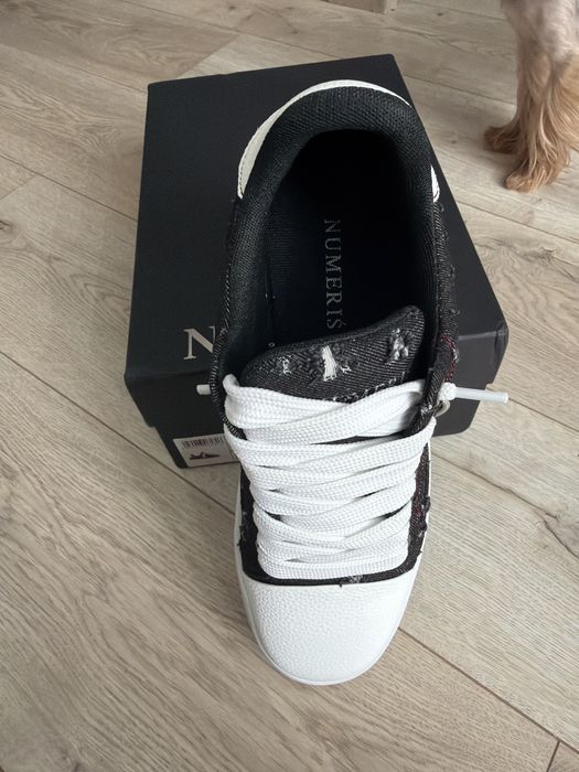 Продам кросовки