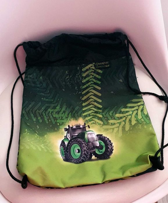 Oригинална ученическа раница McNeill Ergo Light Compact flex Greentrac