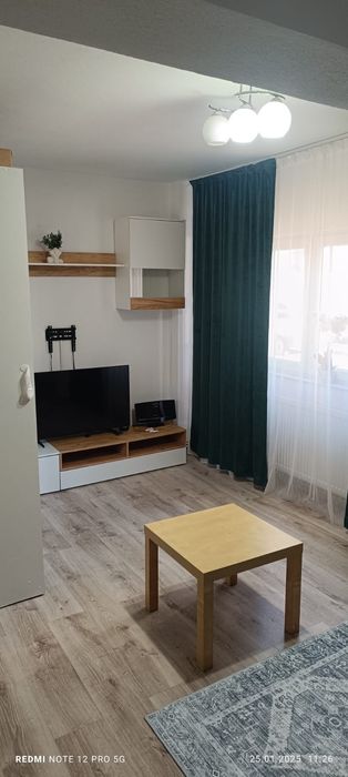 Inchiriez  Garsoniera  zona Finante.