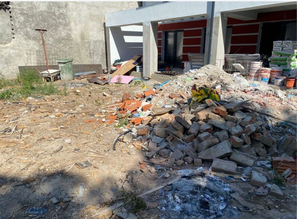 Transport Moloz nisip piatra gunoi mobila demolari