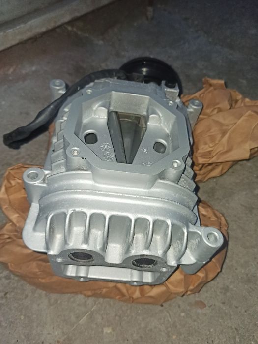 Компресор Eaton M62 за Mercedes