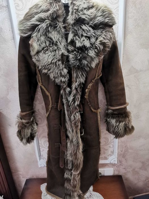 Vând cojocel cu blană naturală mărimea S/M