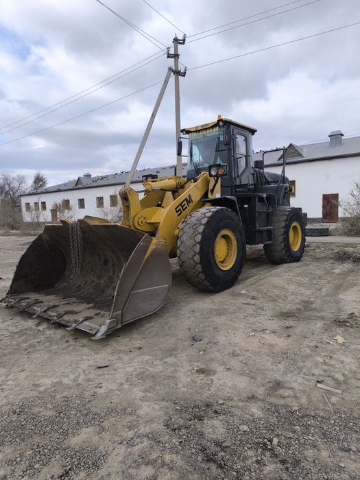 Услуги 3куб погрузчика !!!