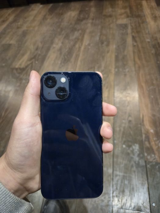 Айфон  13 128гб чёрный цвет