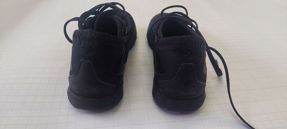 маратонки ADIDAS