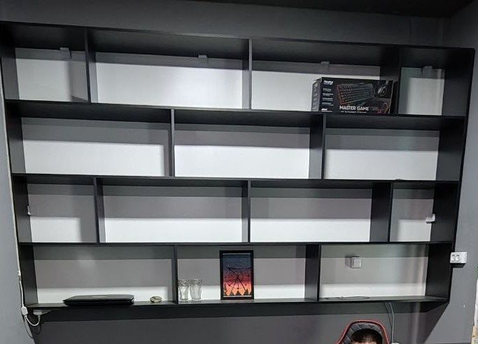 Полка yoki kitob javoni sirochna??? sirochna sotiladi sotiladi