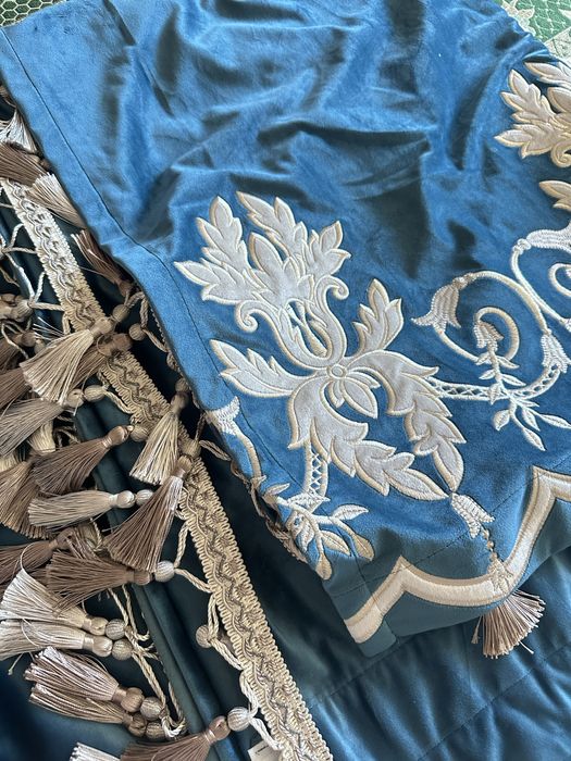 Осындай перденің сырты сатылады