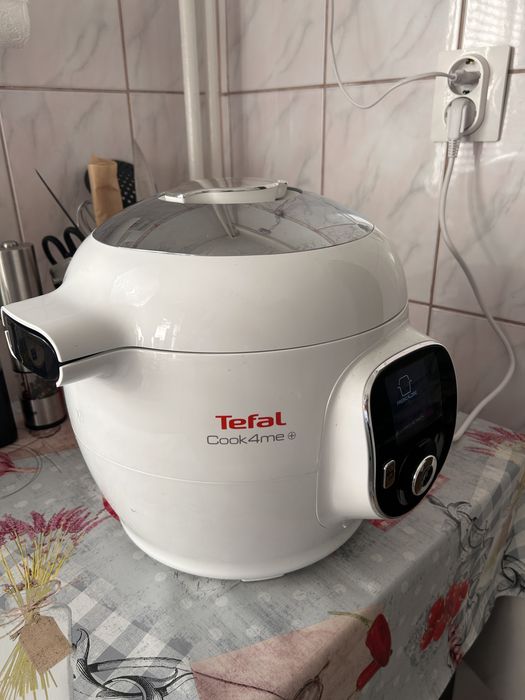 Multicooker inteligent cu gatire sib presiune Tefal, stare foarte buna
