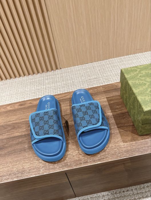 Papuci gucci premium