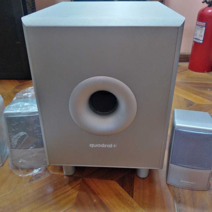 Sistem audio 5.1 Quadral, nou, in cutie