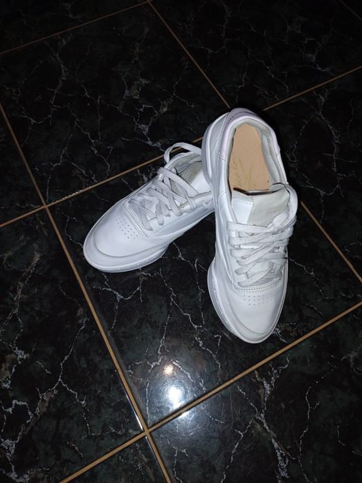 Дамски обувки Reebok