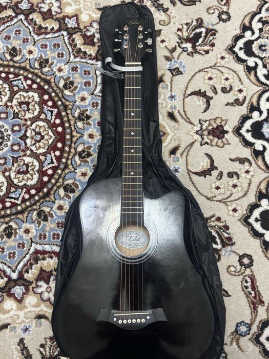 гитара новый в комплекте каподастор и чехол