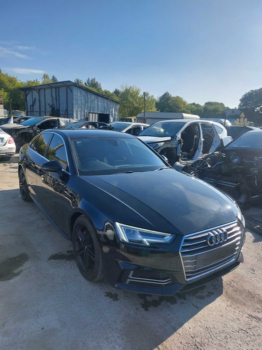 На Части: Audi A4 B9 2.0 TDI 190 кс 2017 S-line с код DETA Ръчни скор.