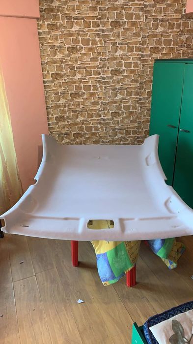 Retapitez plafoane auto