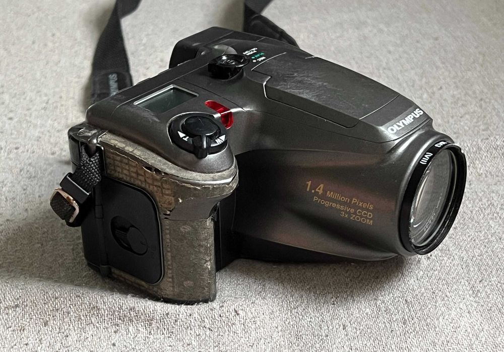 Camera foto digitala OLYMPUS C-1400 - colectie - functionala