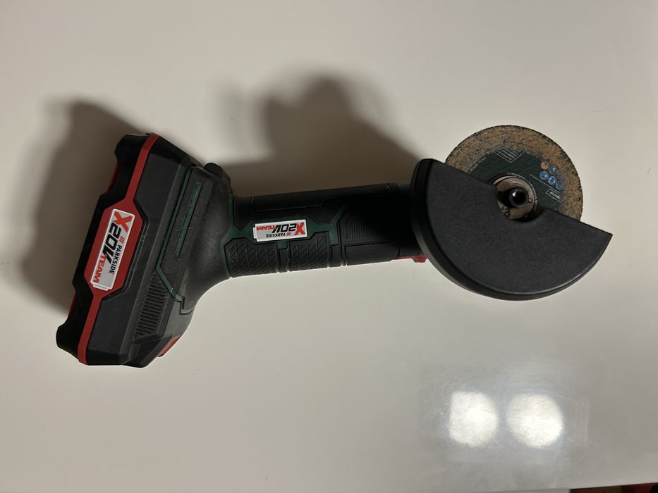 Minipolizor unghiular Parkside cu acumulator