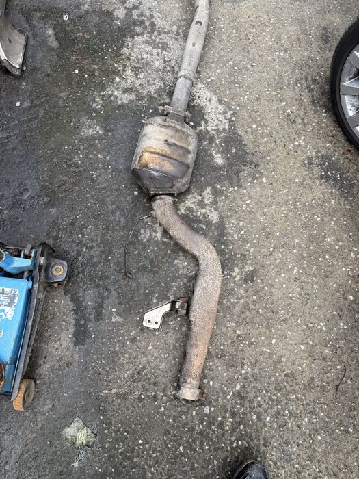 Toba evacuare bmw e60 e61 520d n47 177cp