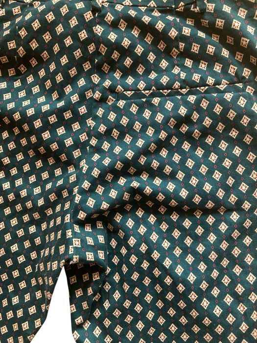 Pantaloni H&M verzi cu model geometric mărimea 36
