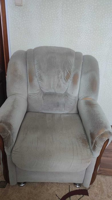 Бесплатно, диван угловой 3,0 м + кресло