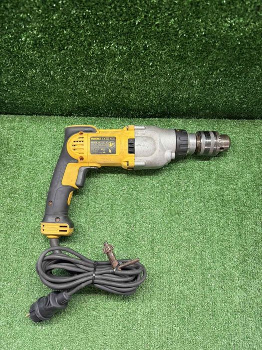 Редуктурна ударна пробивна машина на DeWALT  D21570 - GB