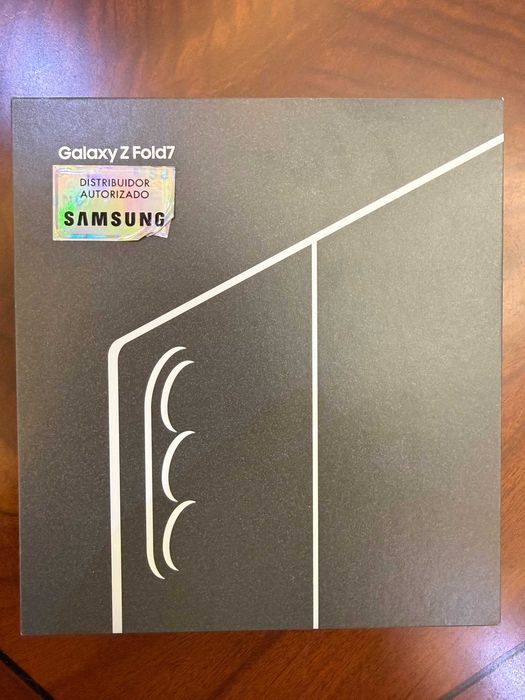Samsung Z Fold 7 (12/256)