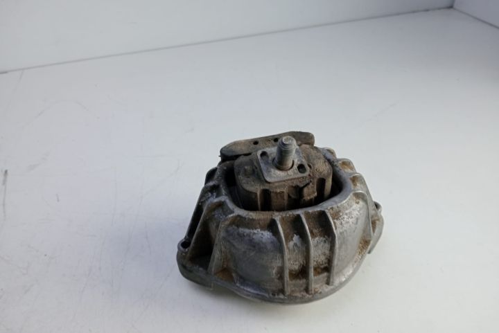 Tampon motor dreapta 13981112 BMW X3 E83 (facelift) seria