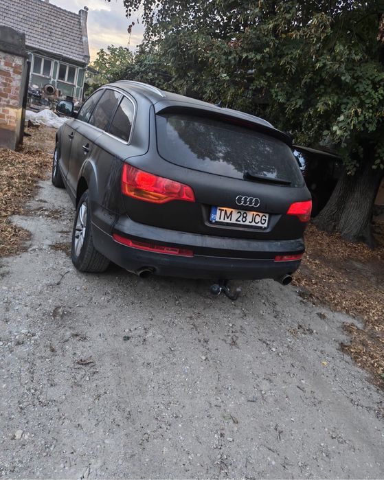 AUDI Q7 0 — imagine 3