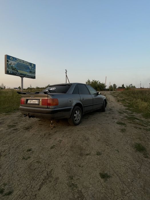 Продам ауди 100 с4