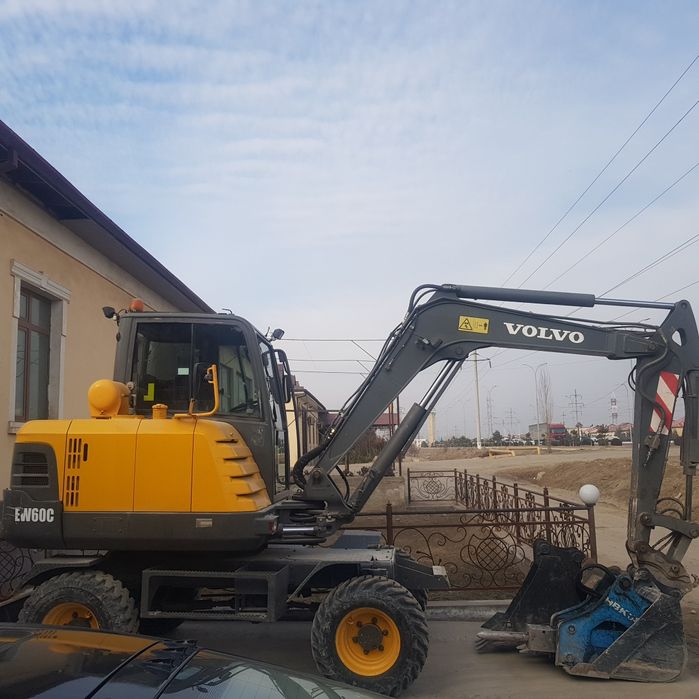 Ekskavatror hizmatlari