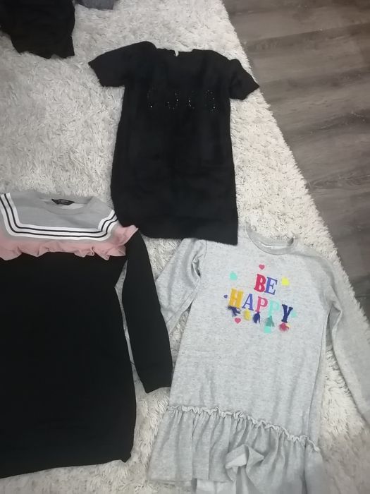 Вещи на девочек, в хорошем состоянии.