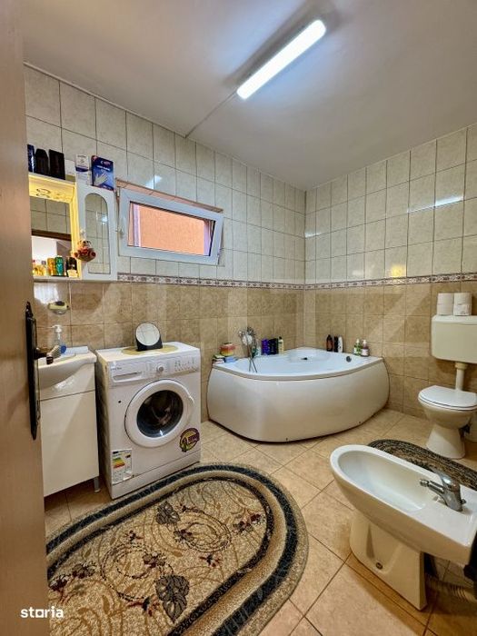 Vand casa 120 mp - 600 mp teren - individuala - Corunca