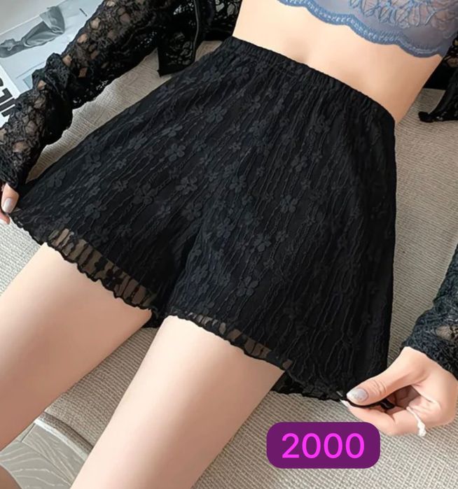 Продаю одежду на фото