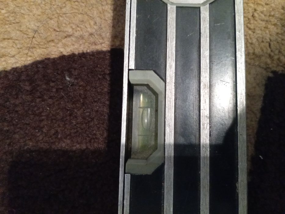 Акумулаторен ъглошлайф и дигитален ъгломер