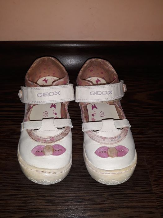 Кецове- Нови, обувки Geox, сандали