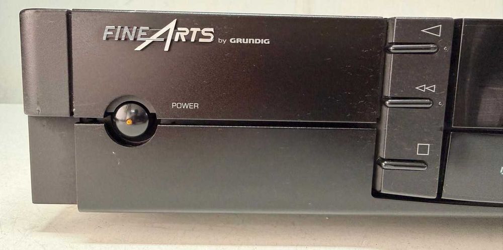 Grundig Fine Arts CD 12 am linie audio deck si Amplificator