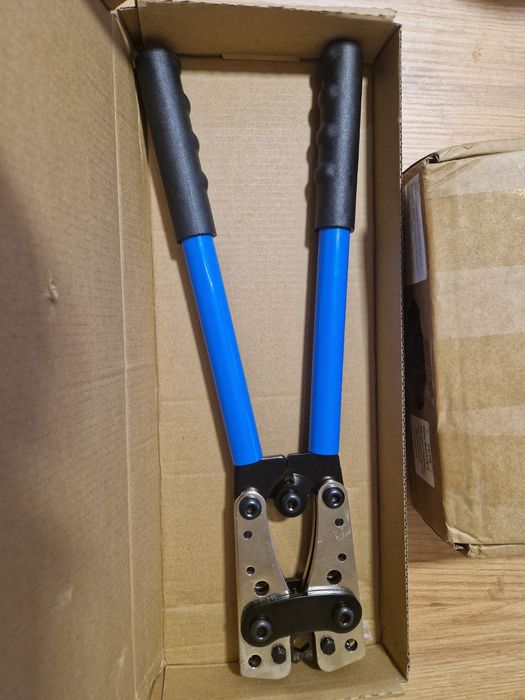 Кербовъчни клещи