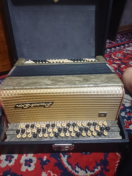 Продам баян Ростов дон