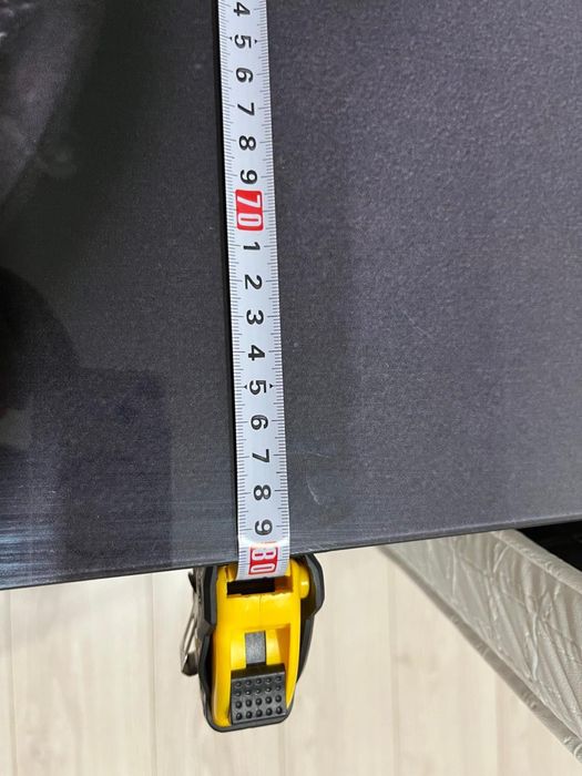 Продам обеденный стол со стульями