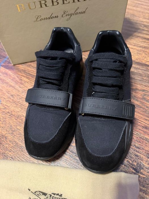 Женски обувки Burberry