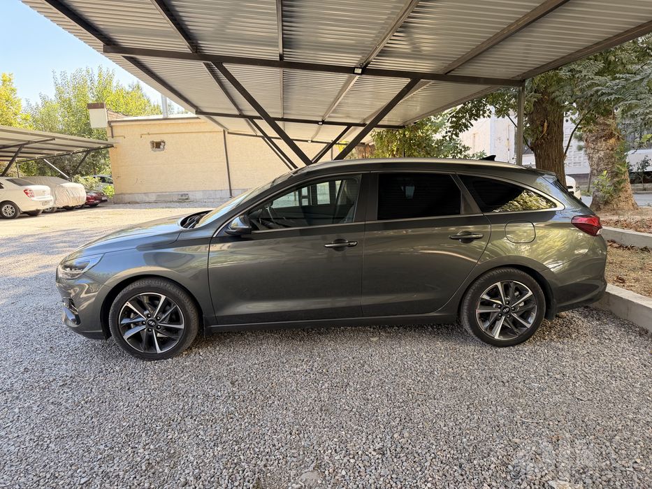 Продажа автомобиля Hyundai i30