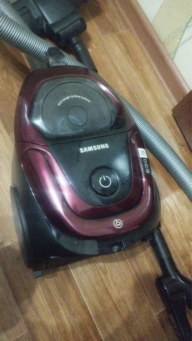 Б/У Пылесос Samsung VC3100M