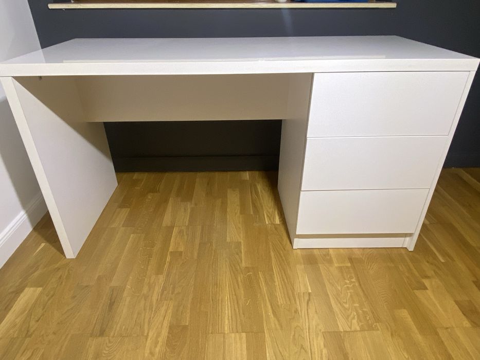 Birou si biblioteca/ etajera MDF lucios