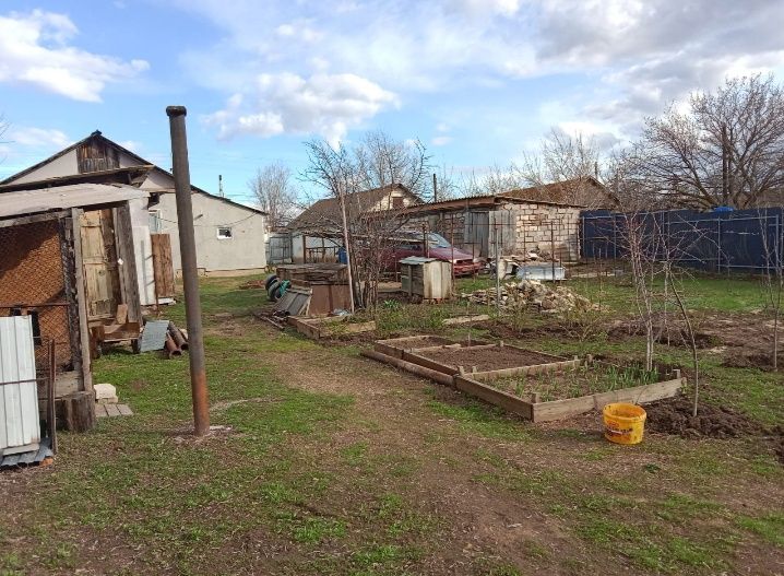 Продам дом в п. Бурлин