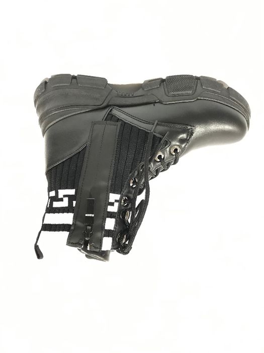 Дамски зимни боти в бяло,черно и червено/J42