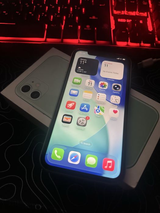 iPhone 11 64 gb green