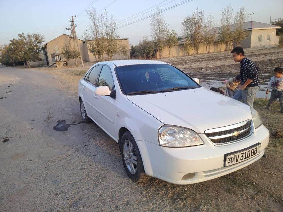 Yili 2010 Xadavoy mator zur gazi metan balonlan yaxshi be xarajat